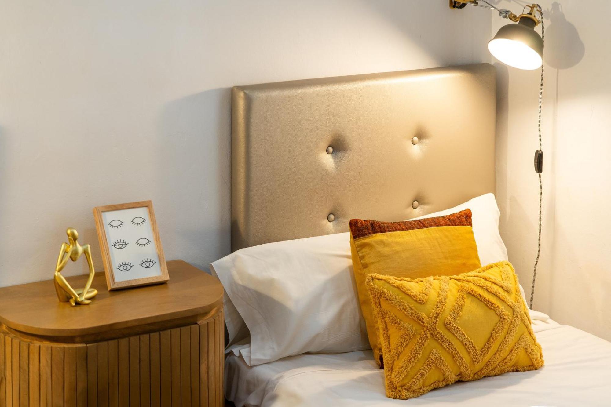 Appartamento Fridays Flats Whisper-Quiet Near Sagrada'S Heart Barcellona Esterno foto