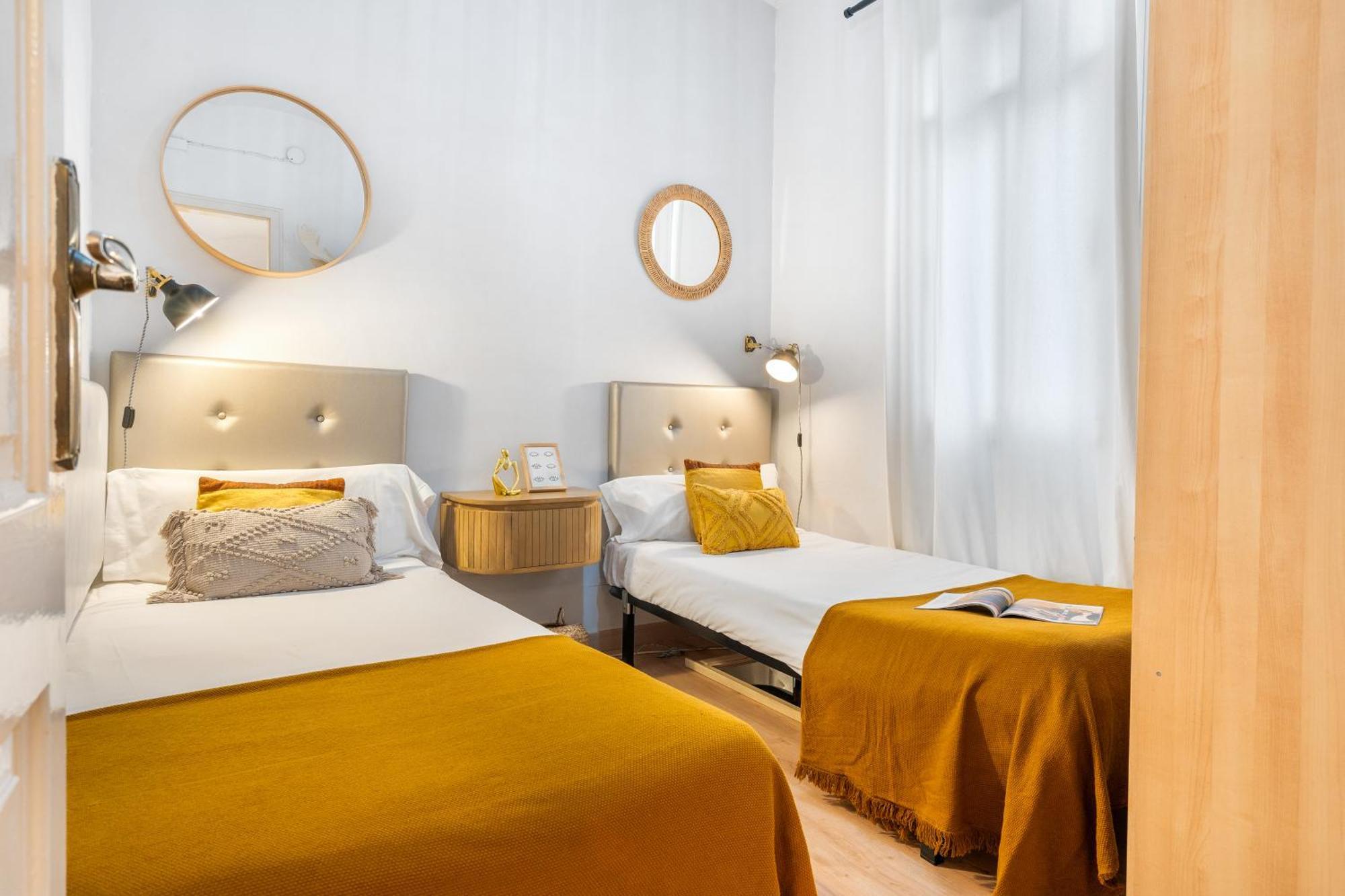 Appartamento Fridays Flats Whisper-Quiet Near Sagrada'S Heart Barcellona Esterno foto