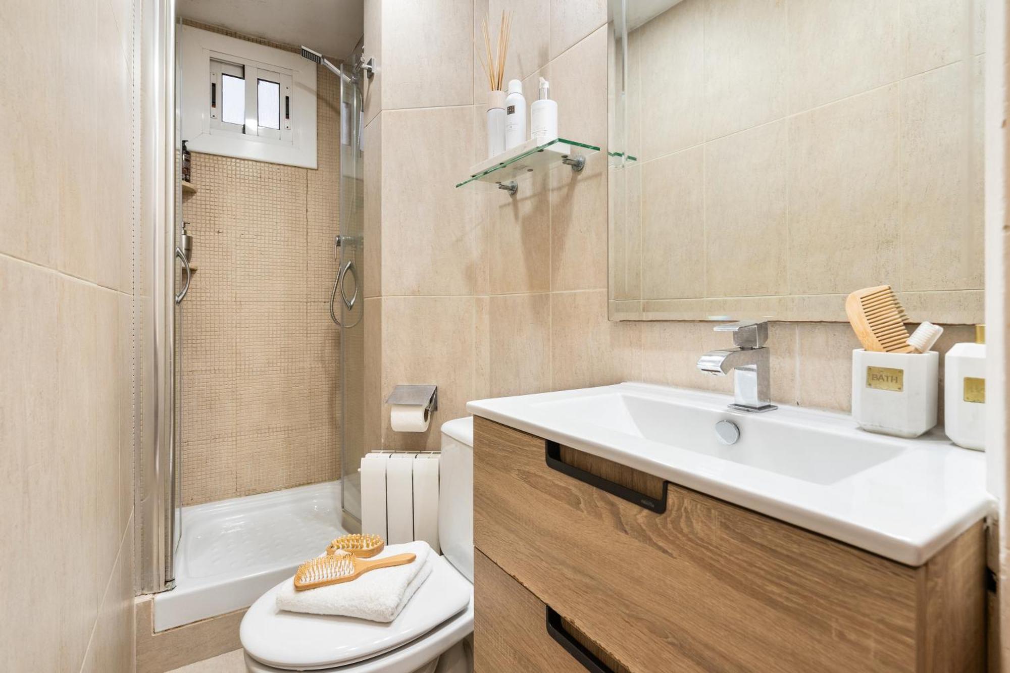 Appartamento Fridays Flats Whisper-Quiet Near Sagrada'S Heart Barcellona Esterno foto