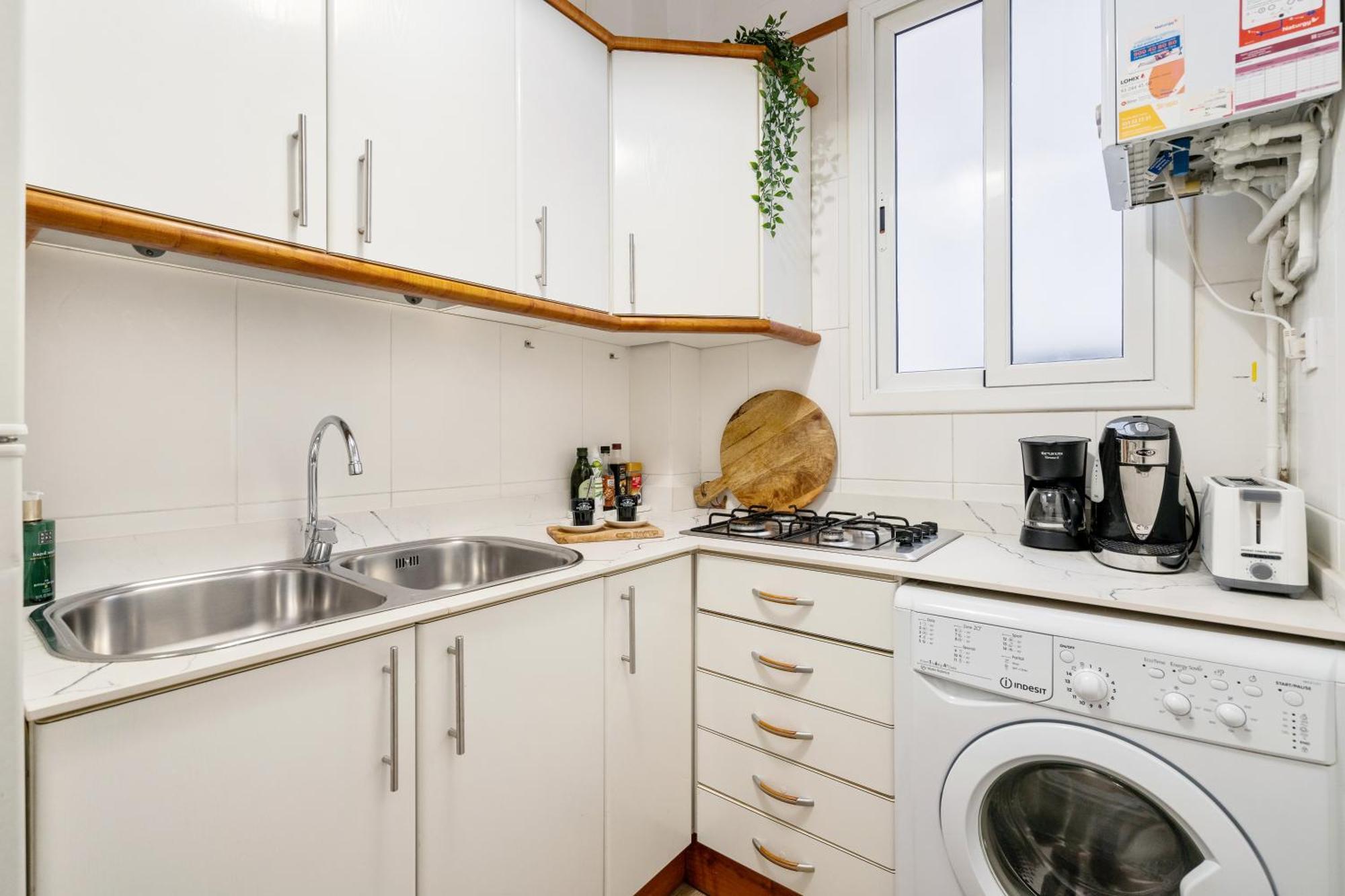 Appartamento Fridays Flats Whisper-Quiet Near Sagrada'S Heart Barcellona Esterno foto