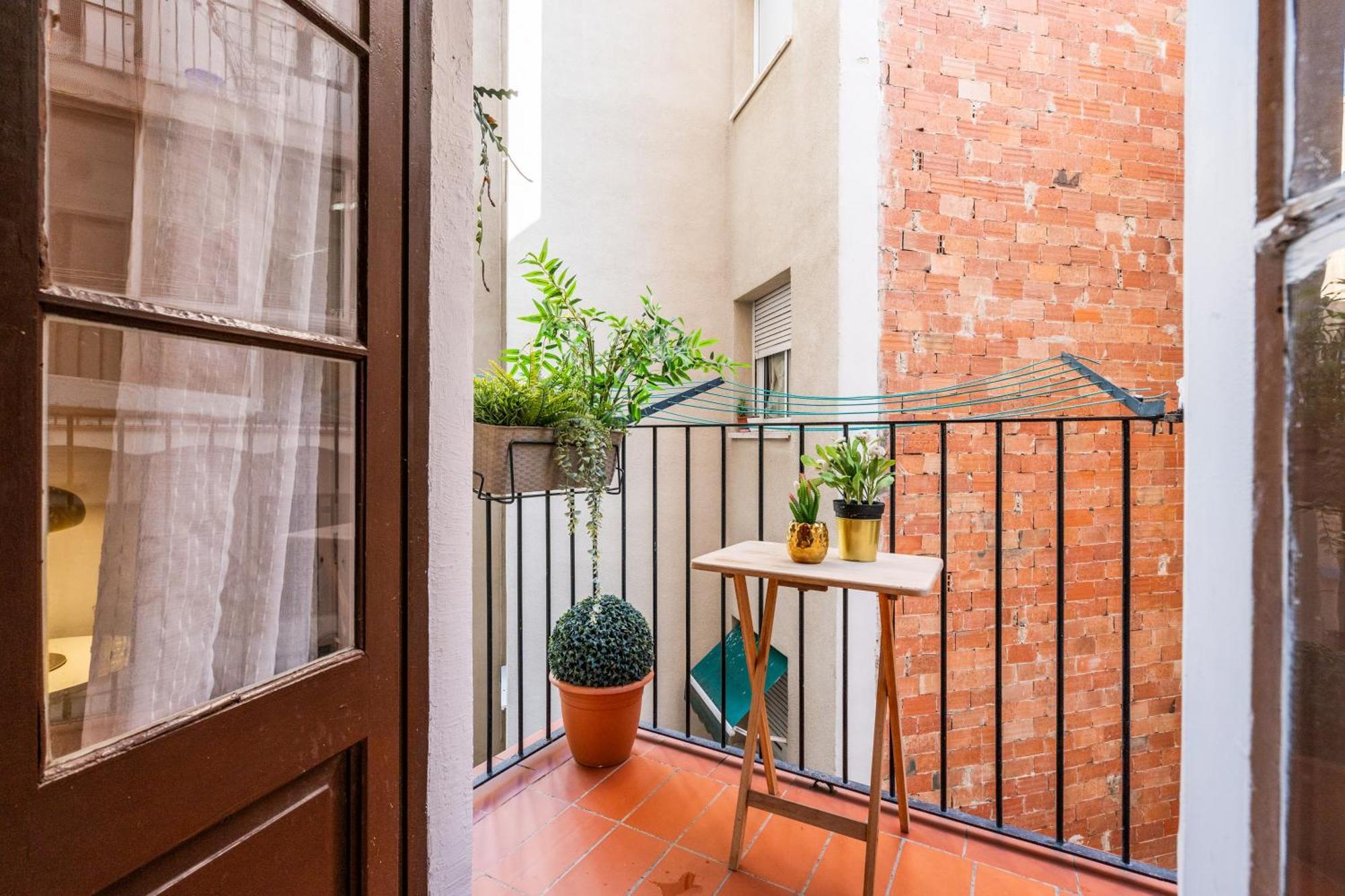 Appartamento Fridays Flats Whisper-Quiet Near Sagrada'S Heart Barcellona Esterno foto